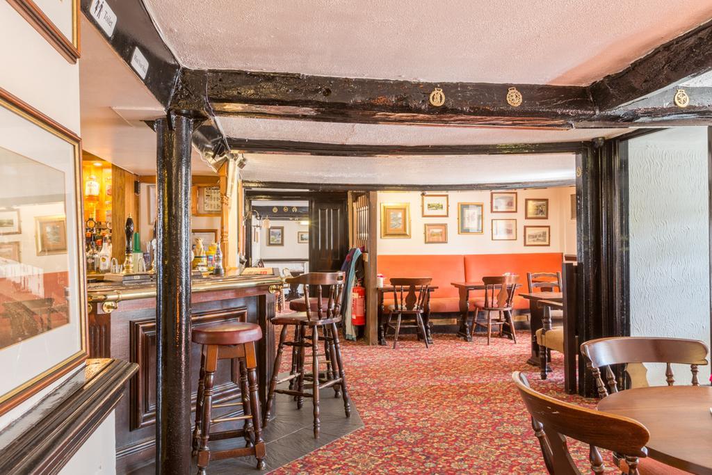 The Cross Keys Inn Тибей Экстерьер фото