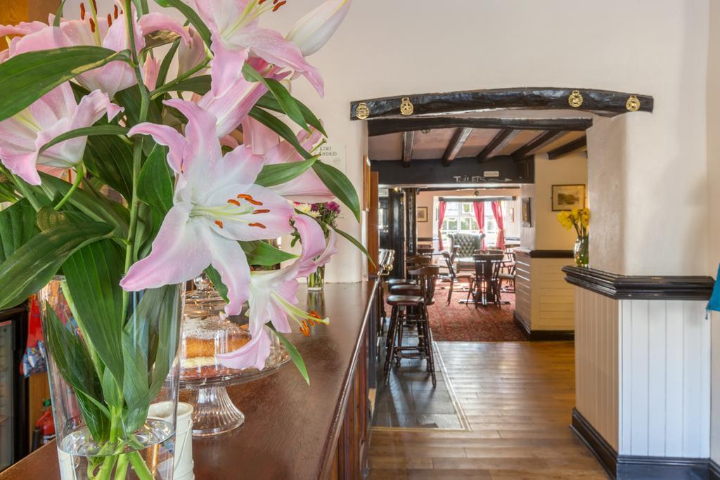 The Cross Keys Inn Тибей Экстерьер фото