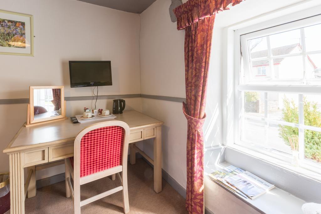 The Cross Keys Inn Тибей Номер фото