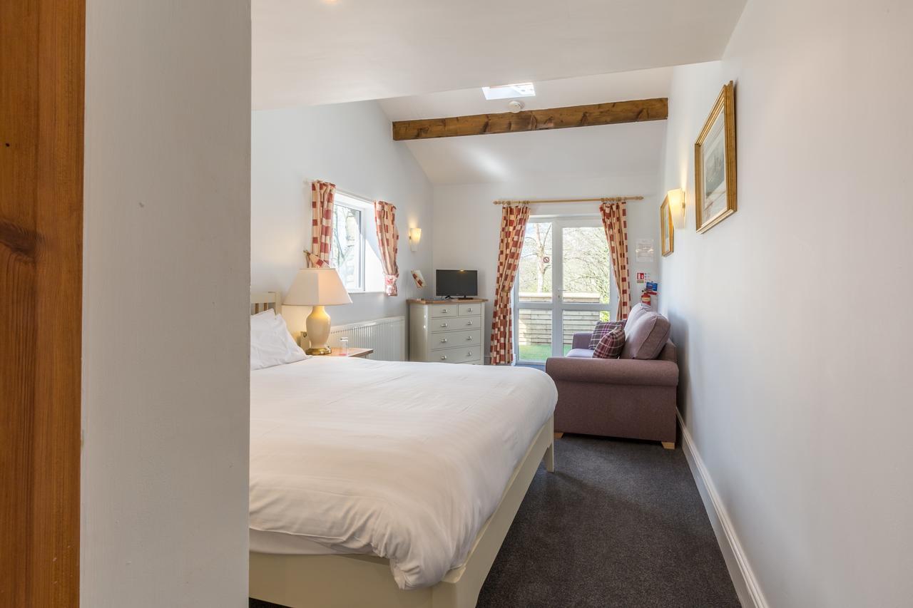 The Cross Keys Inn Тибей Экстерьер фото