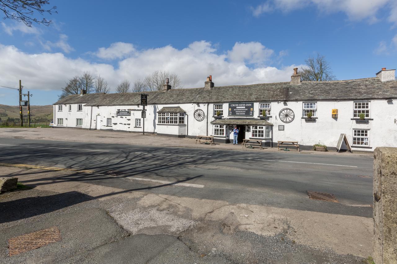 The Cross Keys Inn Тибей Экстерьер фото
